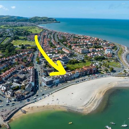 Stunning 2 Bedroom Ground Floor Sea View Apartment Rhôs-on-Sea Exteriör bild